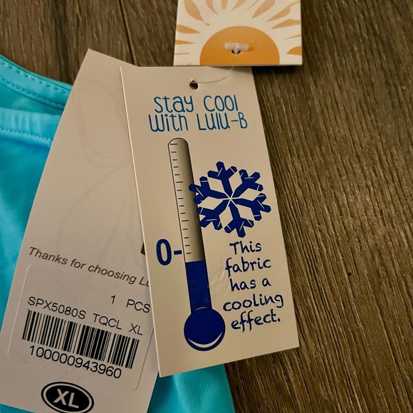 Lulu B Cooling UPF 50 Sleeveless V Neck Tank Top Aqua Blue XL NWT resort wear​ - Picture 9 of 12